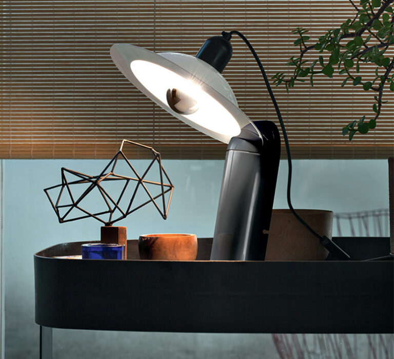 Stilnovo 스틸노보 Lampiatta 무드등 LED 책상 벽걸이 램프
