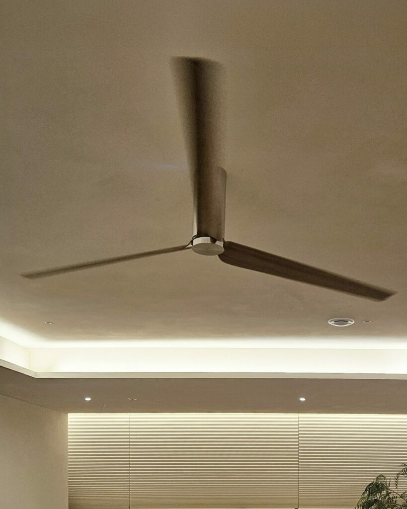 [짧은 모델] 체아디자인 실링팬 아리아키아라 Ceadesign Ariachiara SHORT Ceiling Fan 1400∅ Satin